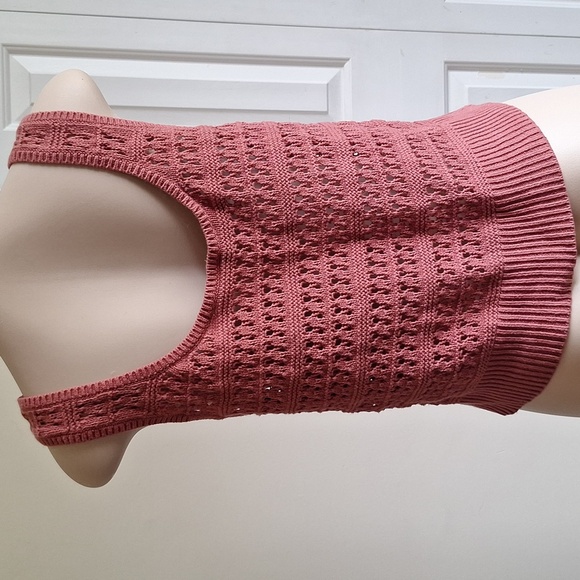 3/$20 Old Navy Pink 100% Cotton Knit Sleeveless Top Size L - Picture 3 of 6